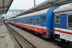 Đoàn tàu tại ga Hà Nội của Tổng công ty Đường sắt Việt Nam (Ảnh: Việt Hùng/Vietnam+)