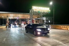 Trạm thu phí trên tuyến đường cao tốc Bắc Giang-Lạng Sơn. (Ảnh: Việt Hùng/Vietnam+)