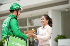 Dịch vụ giao đồ ăn nhanh GrabFood vẫn được duy trì ở các thành phố, trừ Đà Nẵng. (Ảnh: Grab)