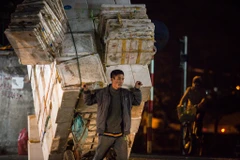 Đêm 18/12, thời tiết ở Hà Nội vẫn vô cùng lạnh với mức nhiệt dưới 10 độ C. (Ảnh: Minh Sơn/Vietnam+)