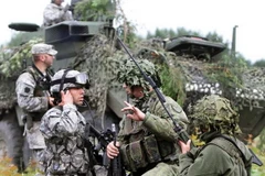Nga tuyên bố sẽ xem xét hoạt động của NATO ở biên giới