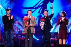 Lễ vinh danh "Bài hát yêu thích 2012" được cho là bị "tì vết" bởi những "lùm xùm" không đáng có. (Ảnh: BTC)