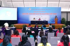 Quang cảnh trung tâm thảo luận số 3 với chủ đề Vun đắp giá trị gia đình Việt Nam. (Ảnh: TTXVN)