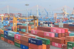 Các container hàng hóa tại Cảng Hải Phòng. (Ảnh: An Đăng/TTXVN) 