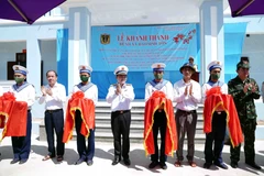 Khánh thành Bệnh xá xã đảo Sinh Tồn, huyện đảo Trường Sa. (Ảnh: Quân Trang/TTXVN) 