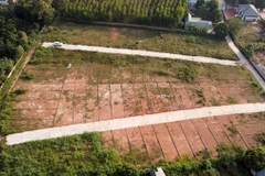 Việc siết phân lô, tách thửa để cảnh tỉnh để người dân không có tâm lý đi thu gom, mua đất nhỏ lẻ mà không quan tâm đến quy hoạch. (Nguồn: TTXVN) 