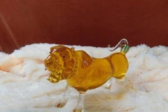 Bình rượu biểu tượng con hổ hút khách dịp Tết Nhâm Dần