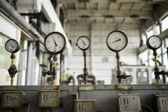 Các đường ống dẫn khí tại nhà máy điện nhiệt Sofia Iztok ở Bulgaria. (Ảnh: AFP/TTXVN) 