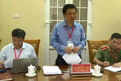 Thứ trưởng Bộ Giáo dục và Đào tạo Nguyễn Hữu Độ phát biểu tại buổi làm việc với lãnh đạo UBND tỉnh Vĩnh Phúc. (Ảnh: Nguyễn Thảo/TTXVN)