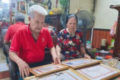 Vợ chồng ông Lê Đình Duật. (Nguồn: kinhtedothi.vn)