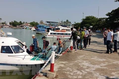 Vận chuyển hành khách trên tuyến đường thủy Hội An-Cù Lao Chàm. (Ảnh: Đoàn Hữu Trung/TTXVN)