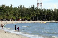 Bãi biển Mũi Nai thành phố Hà Tiên (Kiên Giang). (Ảnh: Lê Huy Hải/TTXVN) 