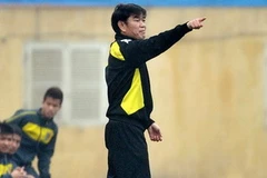 Huấn luyện viên Phan Thanh Hùng. (Ảnh: TT&VH)