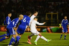 Smalling: Các cầu thủ Anh khiến Hodgson "đau đầu"