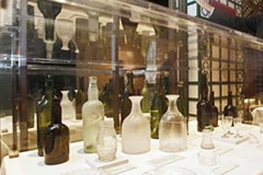 Một số hiện vật còn sót lại của con tàu Titanic. Ảnh minh họa. (Nguồn: Internet)