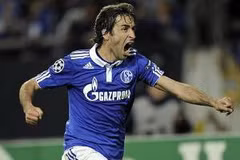 Tiền đạo Raul Gonzalez. (Nguồn: Internet)