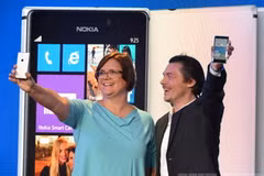 Nokia trình làng "siêu phẩm" khung nhôm Lumia 925