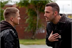 Ben Affleck (phải) trong phim "The Town." (Nguồn: Internet)