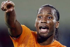 Tin nóng 17/10: Hitzfeld sẽ nghỉ hưu sau World Cup