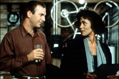 Một cảnh trong bộ phim "Vệ sỹ" (Nguồn: Internet)