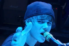 Một cảnh trong bộ phim "Never Say Never." (Nguồn: Internet)