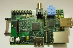 Chiếc máy tính "tí hon" Raspberry Pi. (Nguồn: Internet)