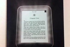 Hình ảnh quảng cáo mẫu Nook Simple Touch. (Nguồn: Internet)