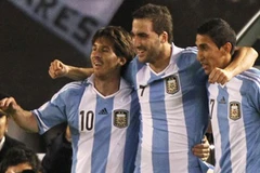 Các cầu thủ Argentina ăn mừng chiến thắng. (Nguồn: Reuters)