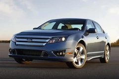 Mẫu xe Ford Fusion. (Nguồn: newcars.com)