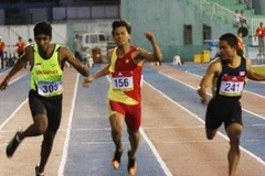 Vận động viên Nguyễn Văn Linh tranh tài ở nội dụng chạy 100m dưới 21 tuổi. (Ảnh: Tràng Dương/TTXVN)