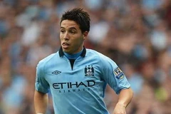 Man City chấp nhận lỗ để "tống tiễn" Samir Nasri 
