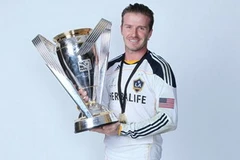 David Beckham cùng chiếc Cup vô địch MLS. (Nguồn: Getty)