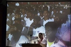 Tổng thống Sri Lanka Rajapaksa phát biểu trong buổi lễ. (Nguồn: AP)