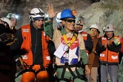 Niềm vui của các thợ mỏ khi được giải cứu. (Nguồn: BBC)