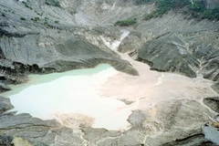 Núi lửa Tangkuban Perahu. (Nguồn: wikimedia.org)