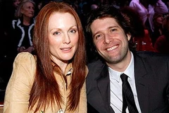 Ngôi sao điện ảnh Julianne Moore và chồng Bart Freundlich. (Nguồn: Internet)