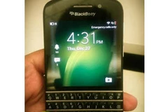 Hình ảnh được cho là của mẫu BlackBerry X10 QWERTY. (Nguồn: N4BB)