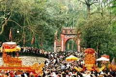 Dòng người tới tham quan Khu di tích Đền Hùng hàng năm. (Nguồn: Internet)