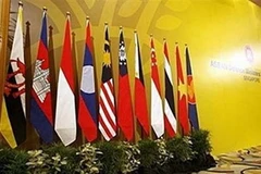 Ra mắt Ban chấp hành mới Hội phụ nữ ASEAN