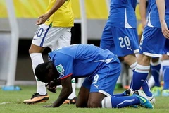 Balotelli lỡ hẹn đại chiến Tây Ban Nha vì chấn thương