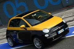 Mẫu Aznom Fiat 500. (Nguồn: Internet)