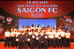Câu lạc bộ Sài Gòn FC trong buổi lễ ra mắt. (Nguồn: Internet)