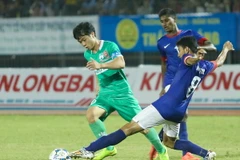 [Photo] Tuấn Anh hết “pin”, U19 HAGL JMG hết hơi trước Malaysia 