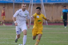 [Photo] Bỏ lỡ nhiều cơ hội, Thanh Hóa bất lực trước hàng thủ Sông Lam