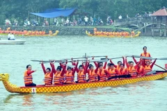 Bình Thuận vô địch giải đua thuyền truyền thống Eximbank