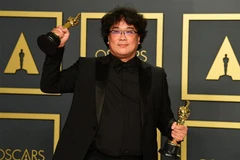 Đạo diễn phim 'Parasite' Bong Joon-ho tại Lễ trao giải Oscar lần thứ 92 ở nhà hát Dolby, Los Angeles, Mỹ, ngày 9/2/2020. (Ảnh: AFP/TTXVN)