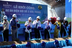 Nghi lễ khởi công Nhà máy điện gió số 3 tại Sóc Trăng. (Ảnh: Trung Hiếu/TTXVN)