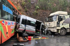 Hiện trường vụ tai nạn. (Ảnh: Hồ Cầu-TTXVN)