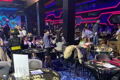 Thời điểm lực lượng chức năng kiểm tra Nhà hàng DJ 365. (Nguồn: Cand)