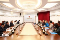 Chánh án Tòa án Nhân dân Tối cao làm việc với Đại sứ EU và Trưởng Đại diện UNICEF tại Việt Nam. (Nguồn: Tòa án Nhân dân Tối cao)